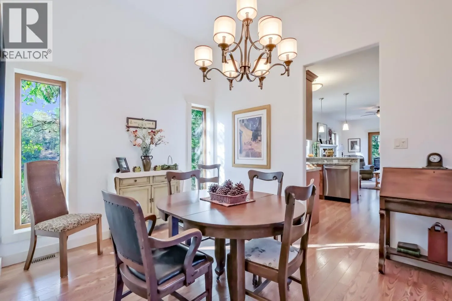 6709 VICTORIA Road S Unit# 6