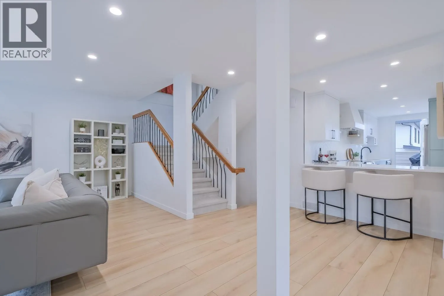 414 West Avenue Unit# 11