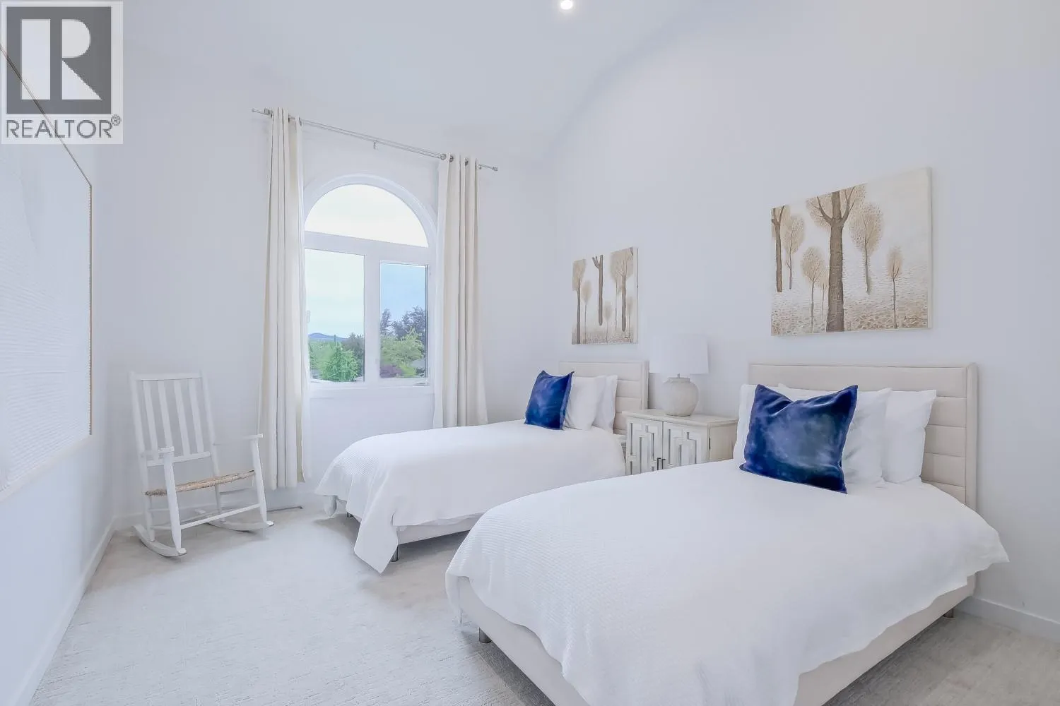 414 West Avenue Unit# 11