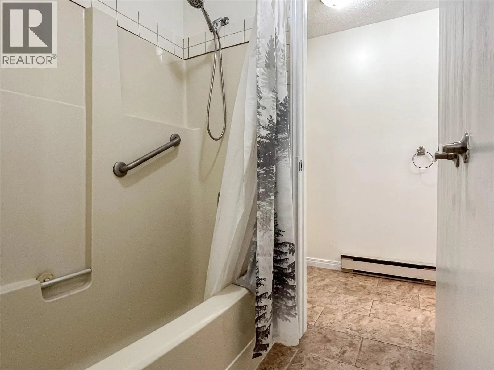 220 Prior Road S Unit# 3