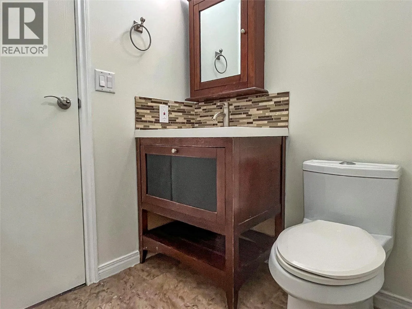 220 Prior Road S Unit# 3