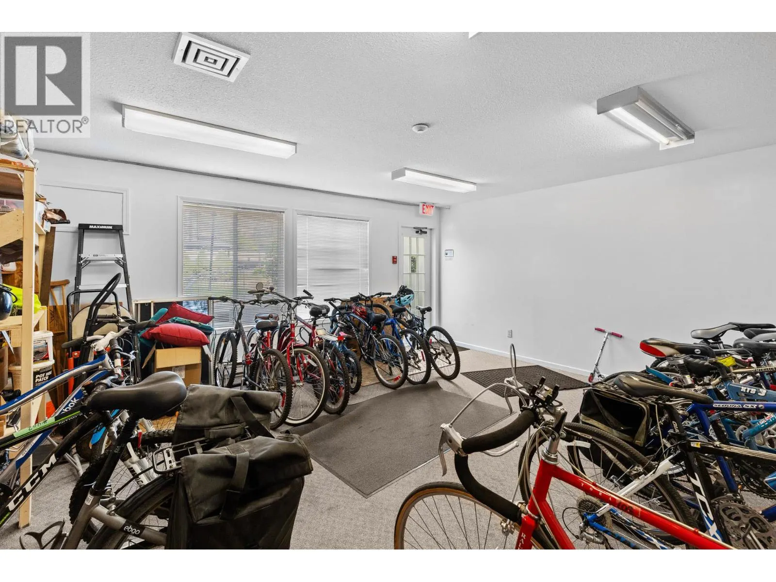 780 Houghton Road Unit# 204