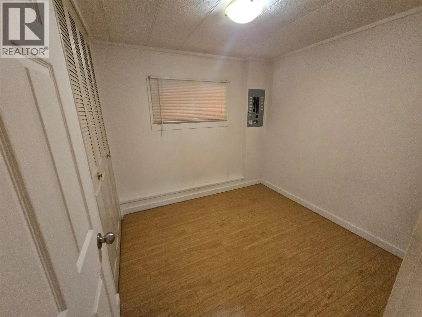 2633 5th Street