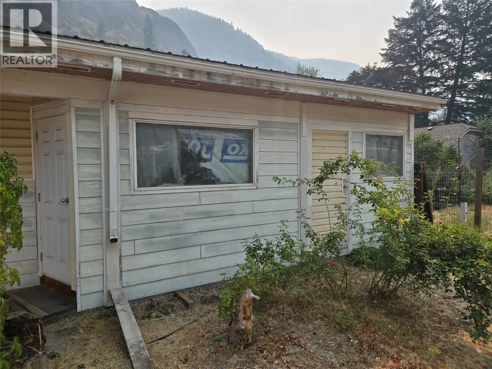 2633 5th Street