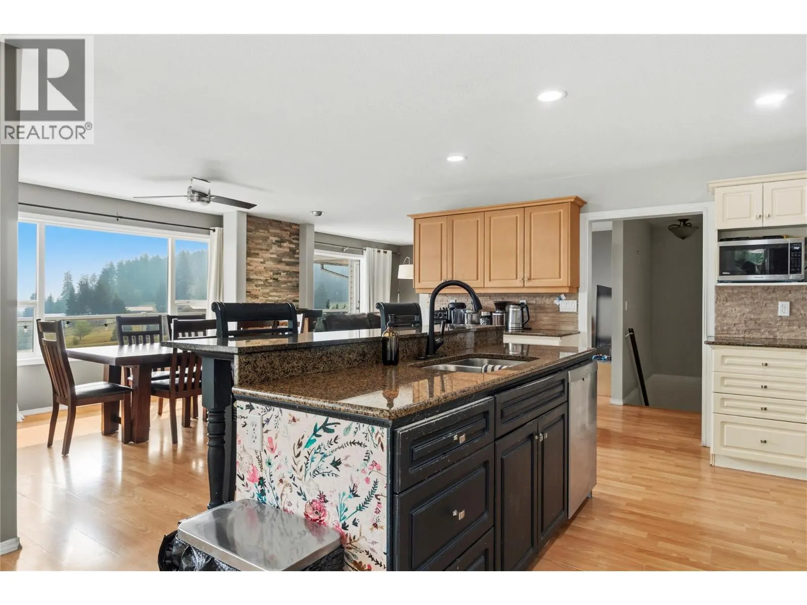 618 Elson Road