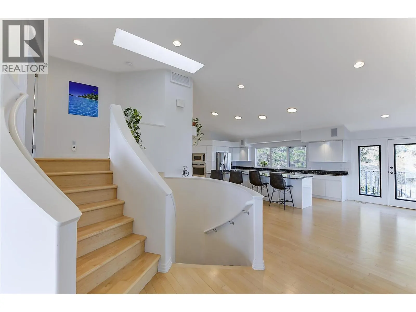 2296 Lillooet Crescent