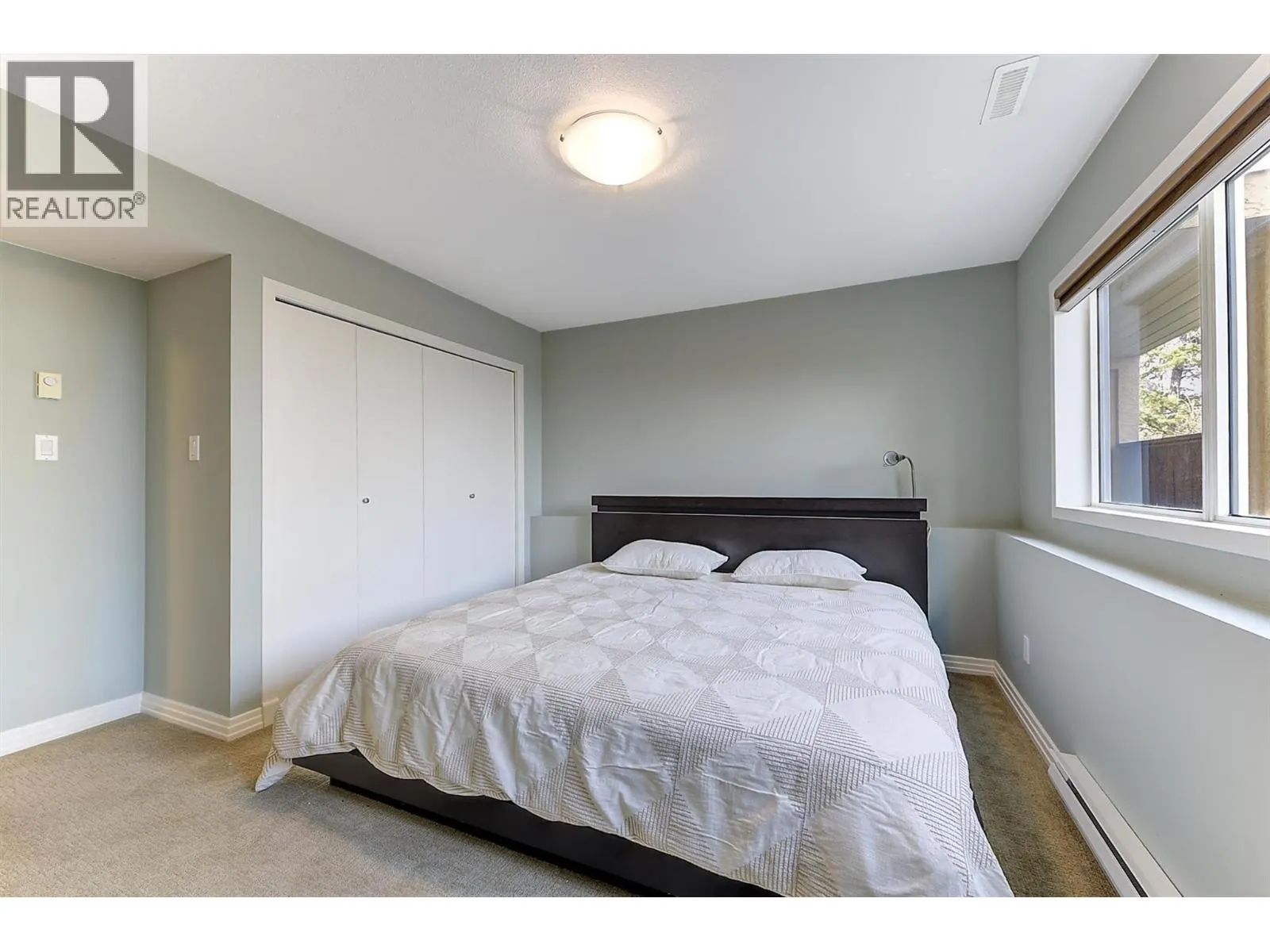 2296 Lillooet Crescent