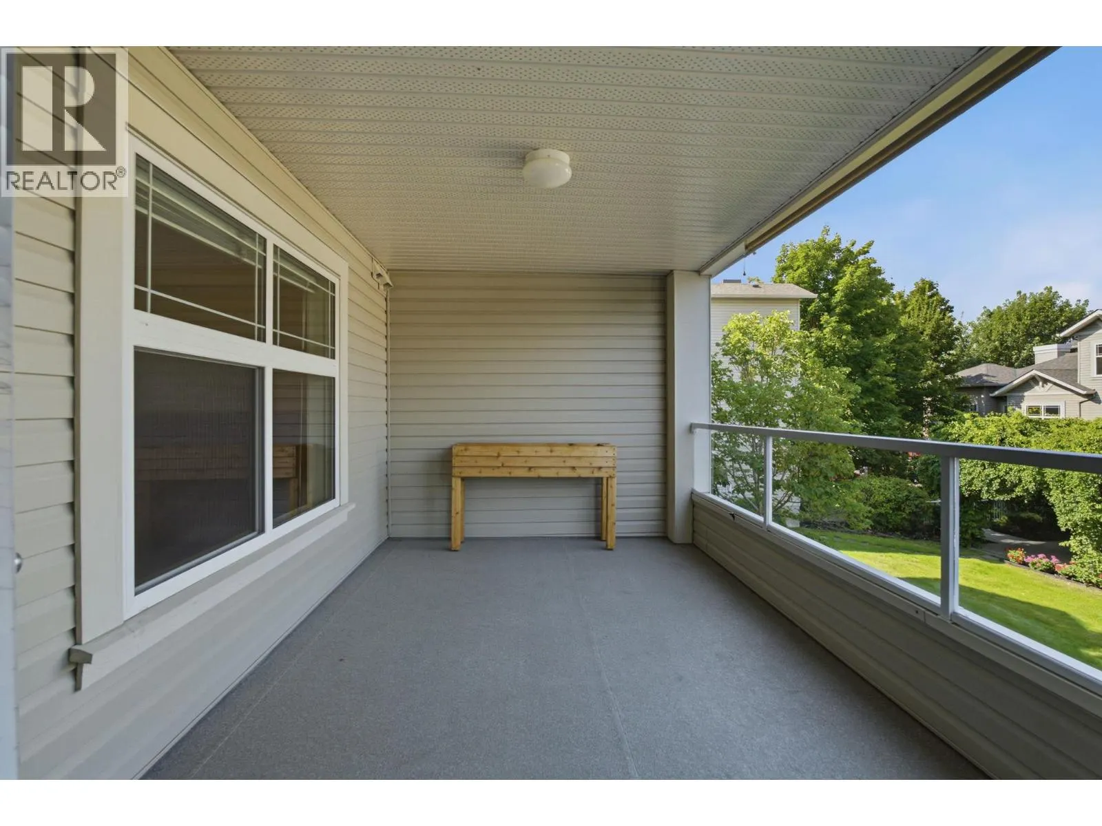 515 Houghton Road Unit# 220