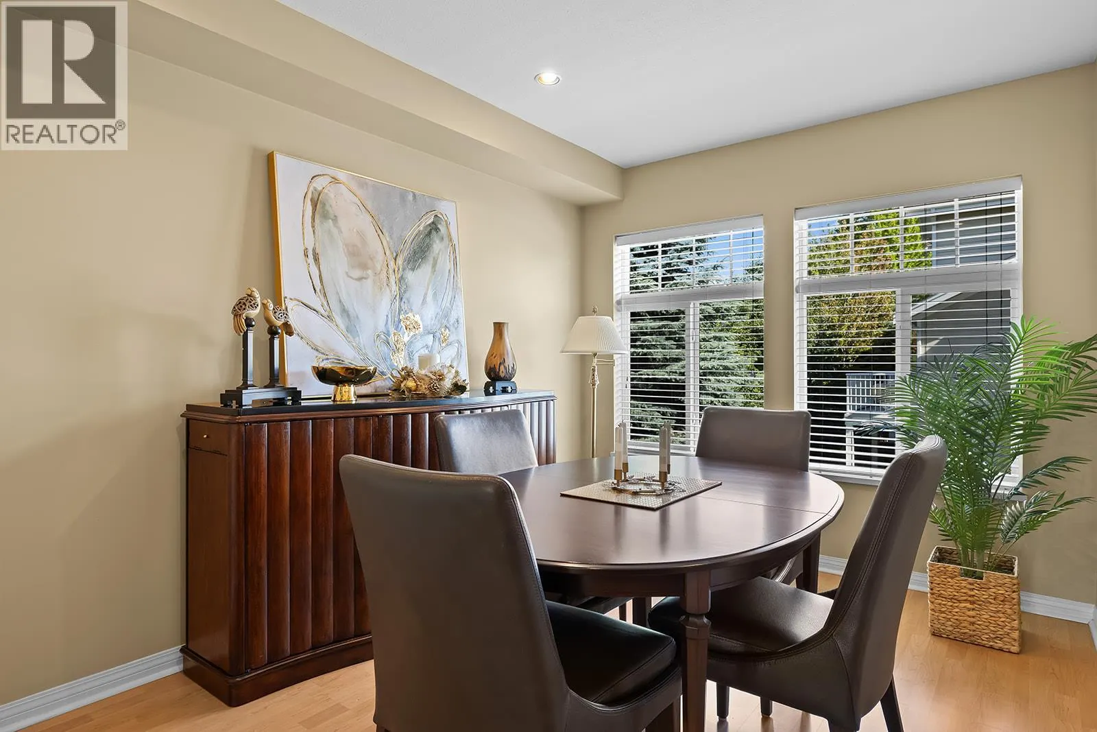 1853 Parkview Crescent Unit# 12