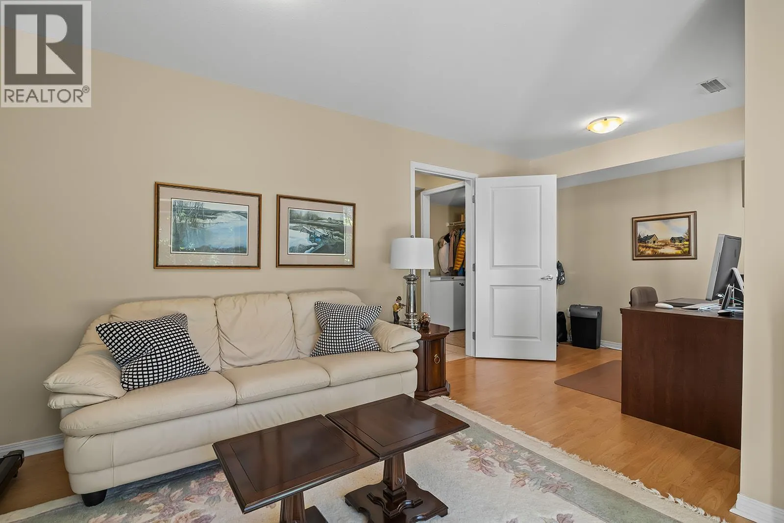 1853 Parkview Crescent Unit# 12