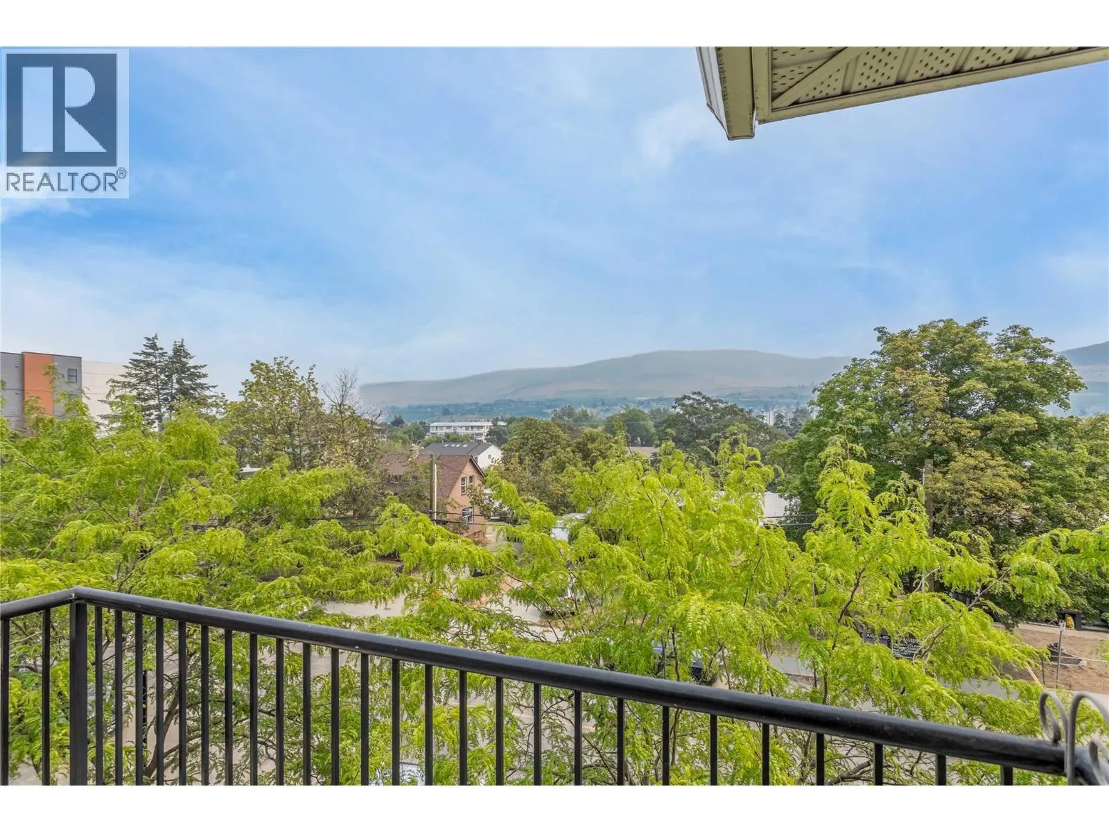 250 Dougall Road N Unit# 405