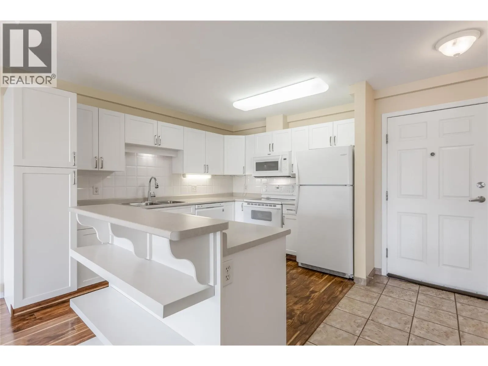 250 Dougall Road N Unit# 405
