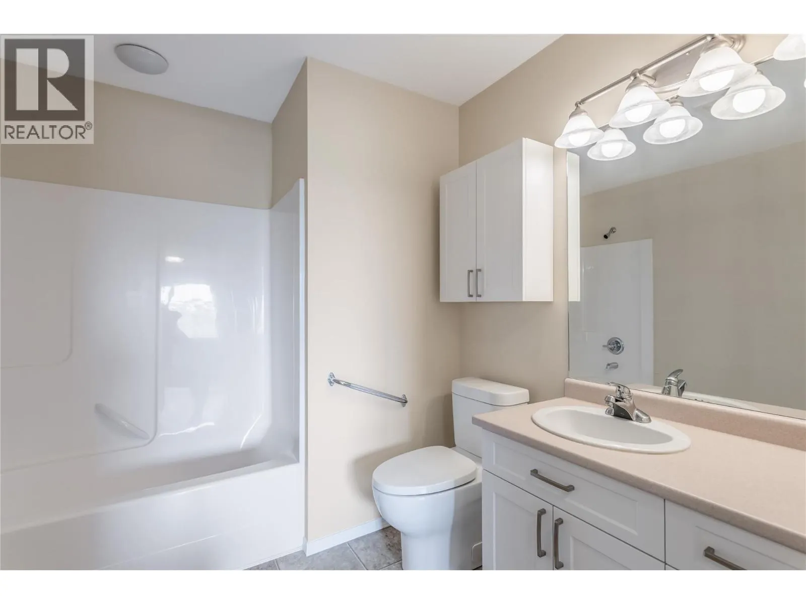 250 Dougall Road N Unit# 405