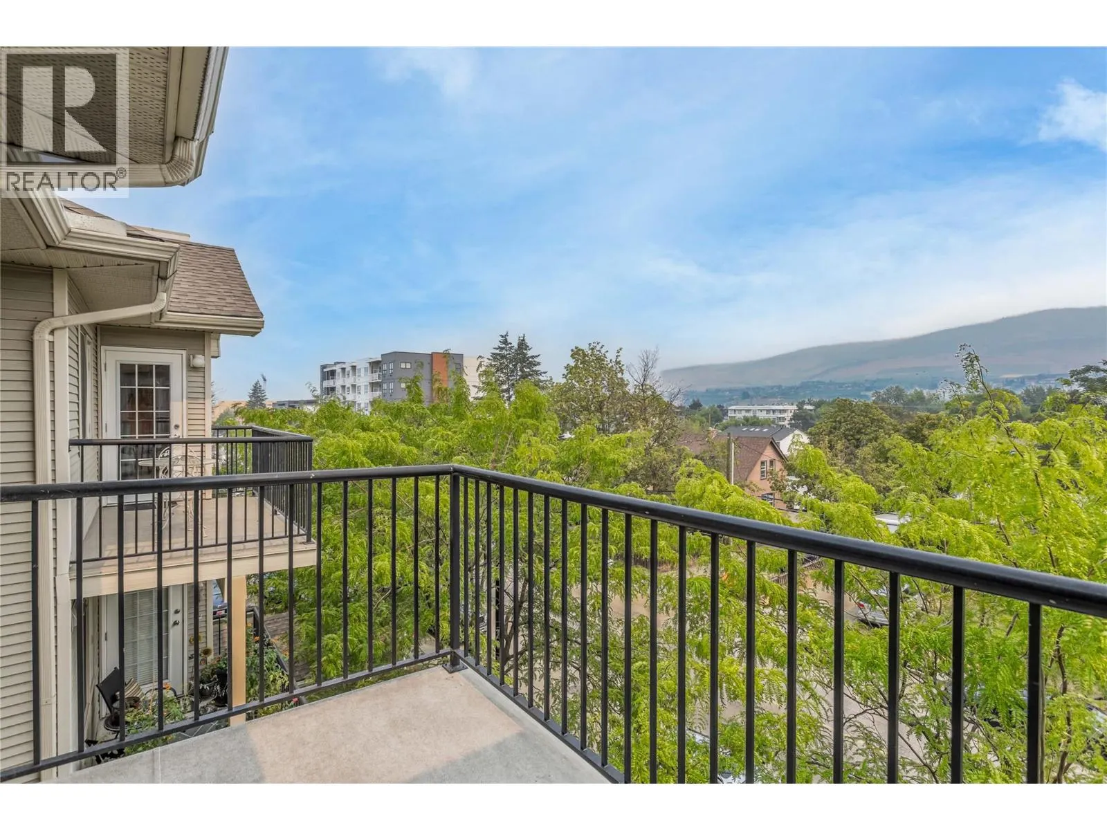250 Dougall Road N Unit# 405