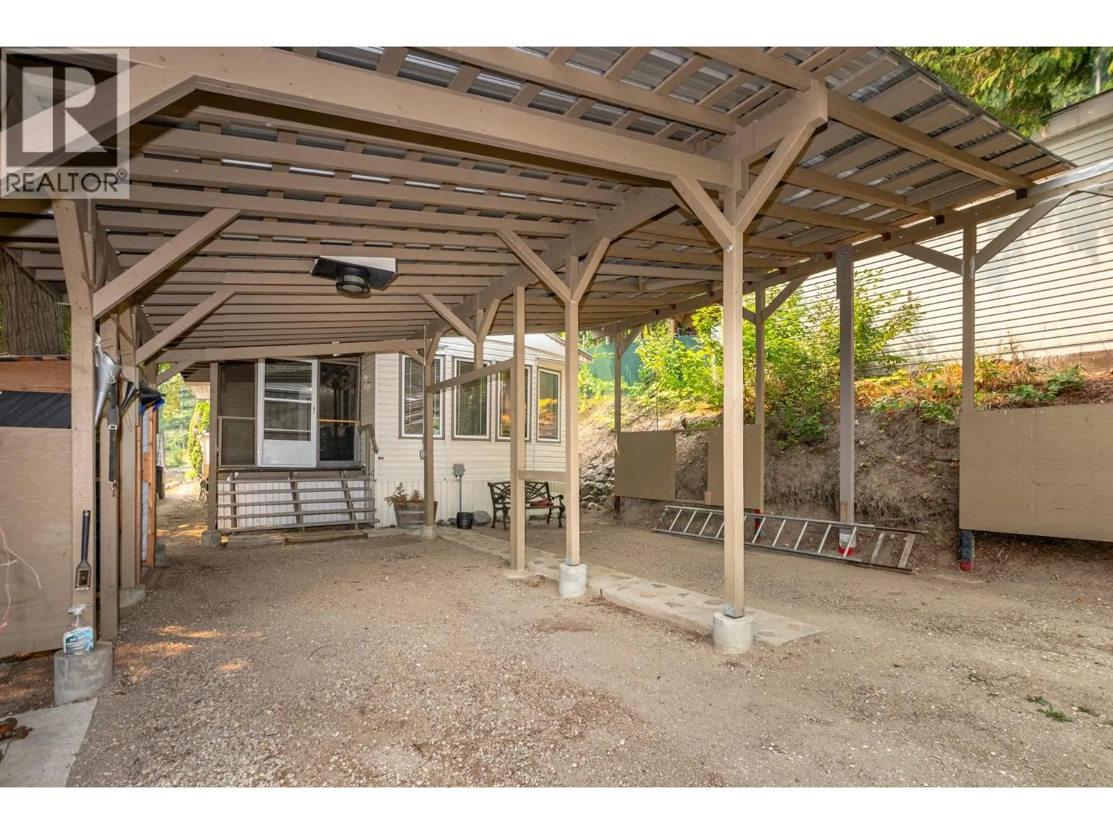 2036 Solsqua-Sicamous Road Unit# 8