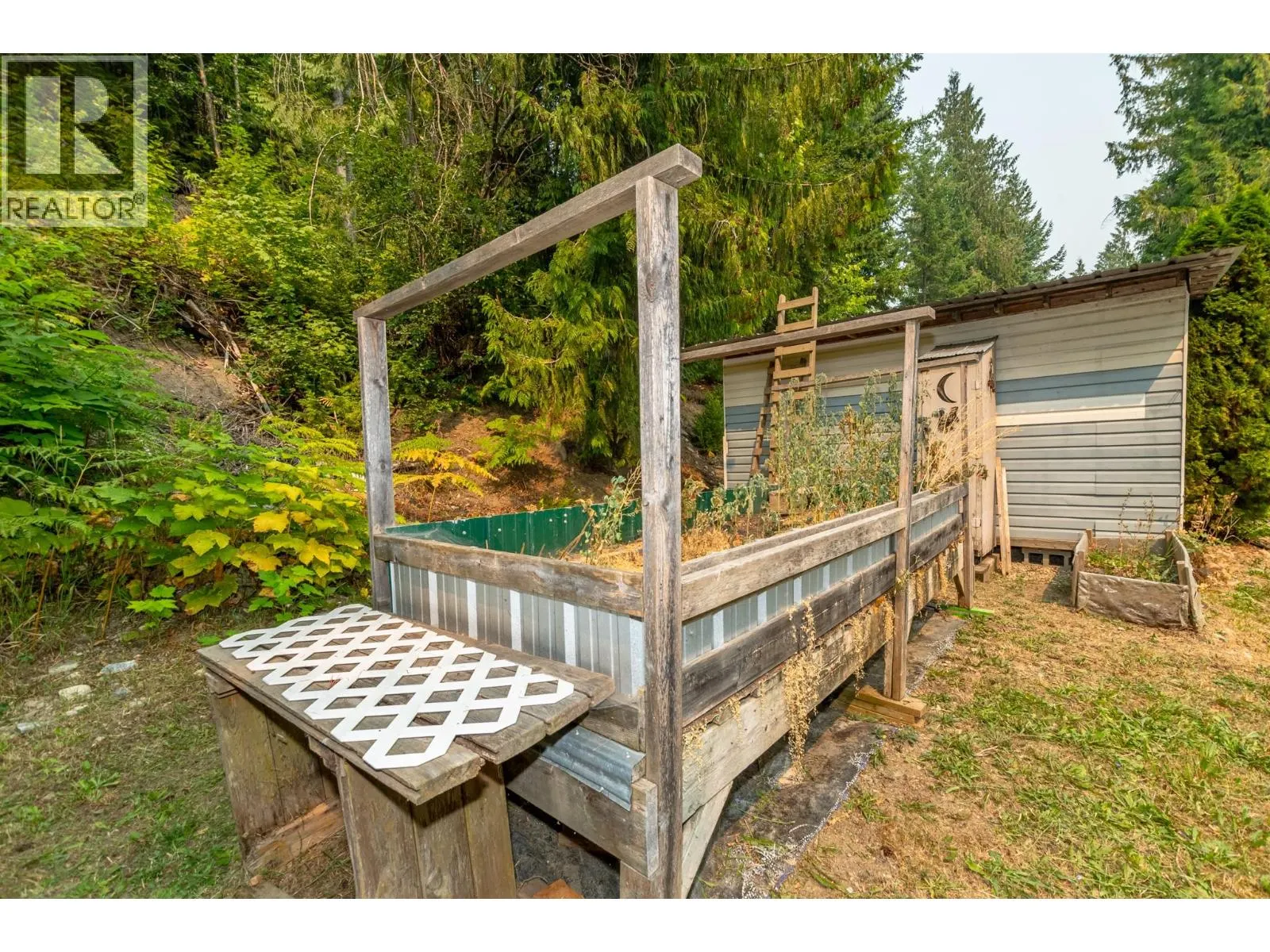 2036 Solsqua-Sicamous Road Unit# 8