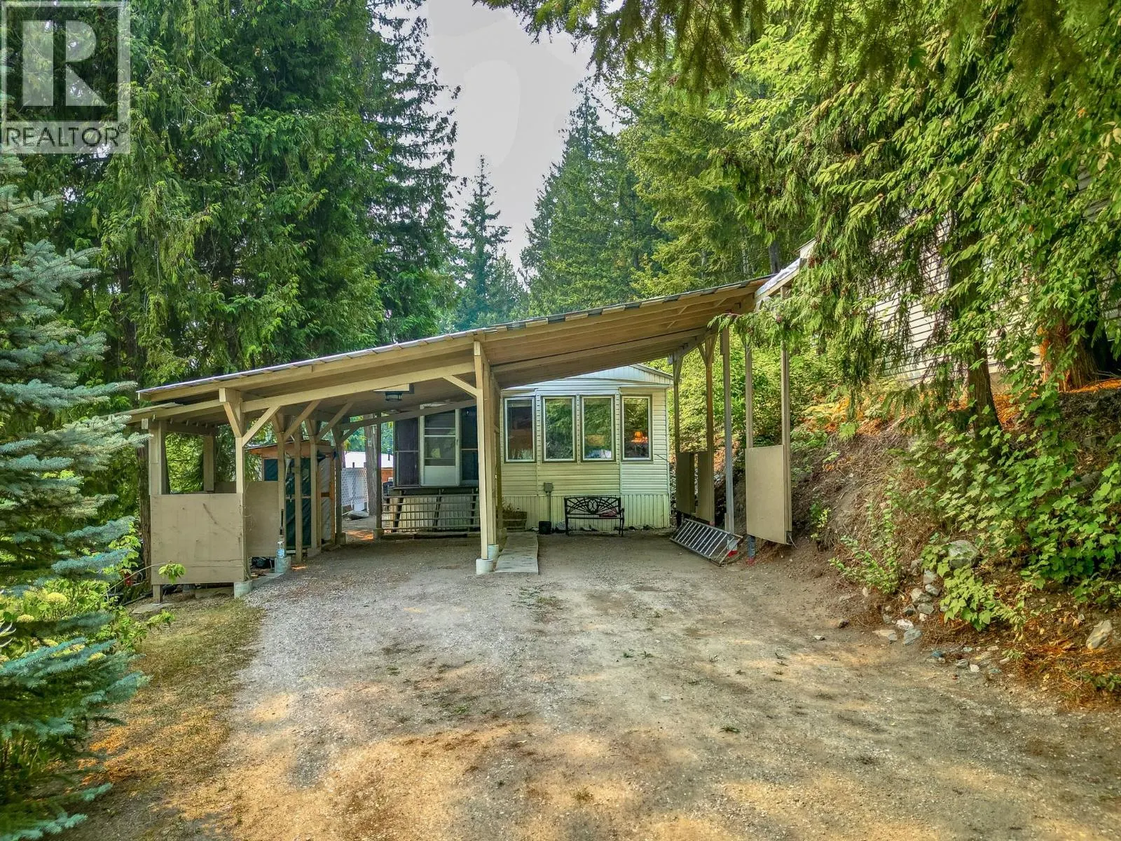 2036 Solsqua-Sicamous Road Unit# 8