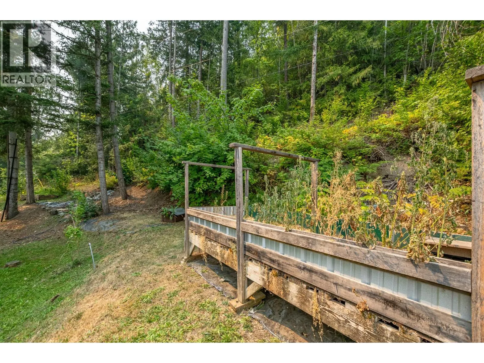 2036 Solsqua-Sicamous Road Unit# 8