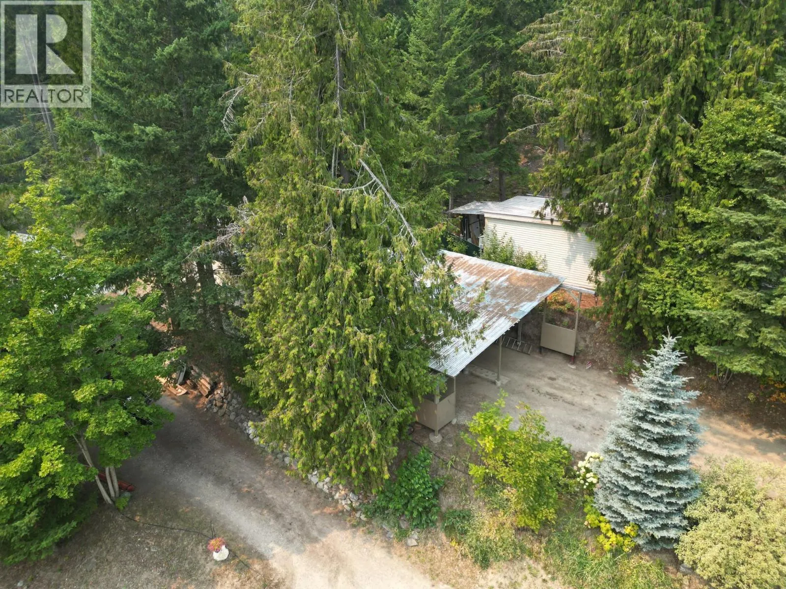 2036 Solsqua-Sicamous Road Unit# 8