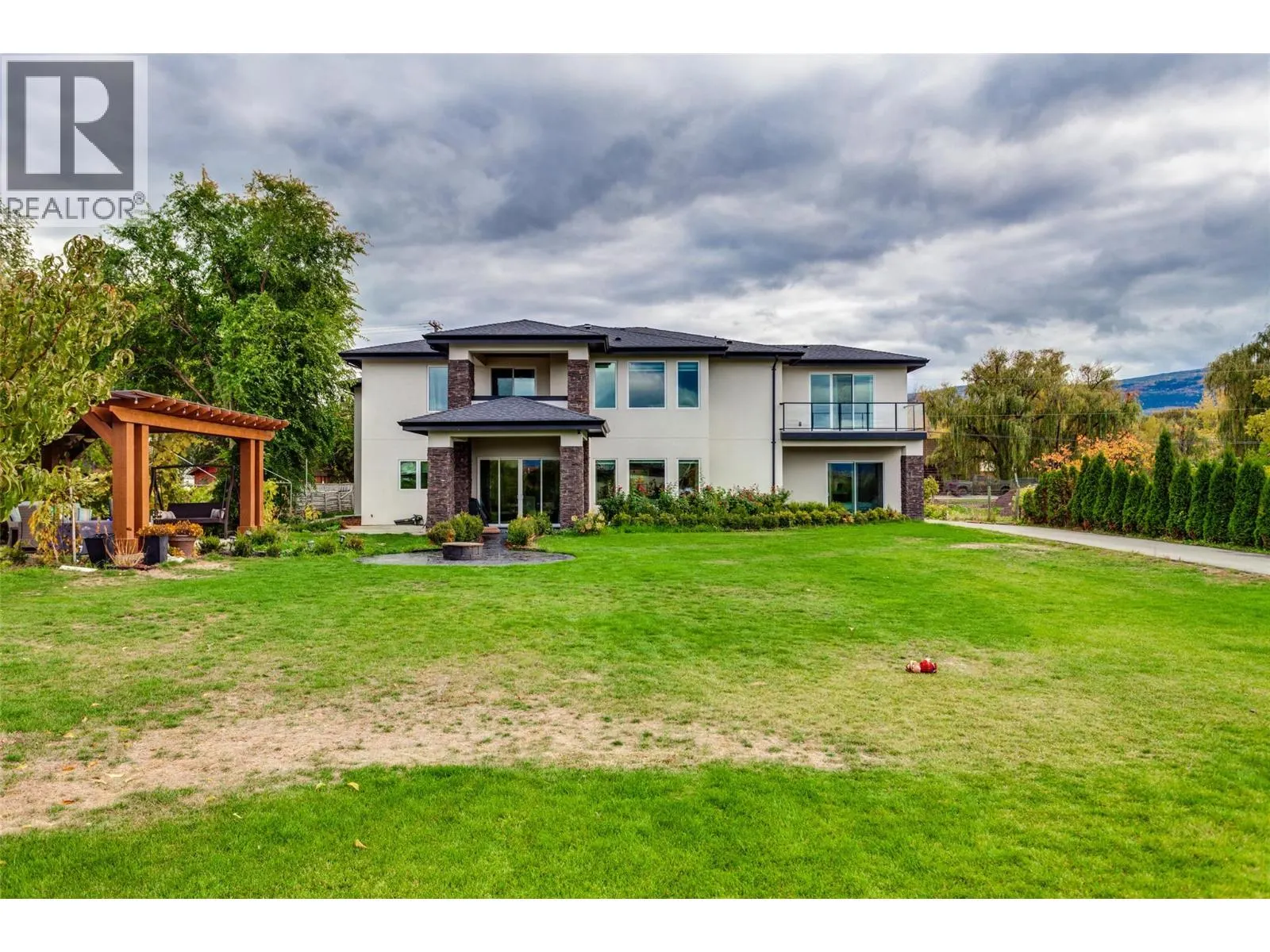 3666 Benvoulin Road