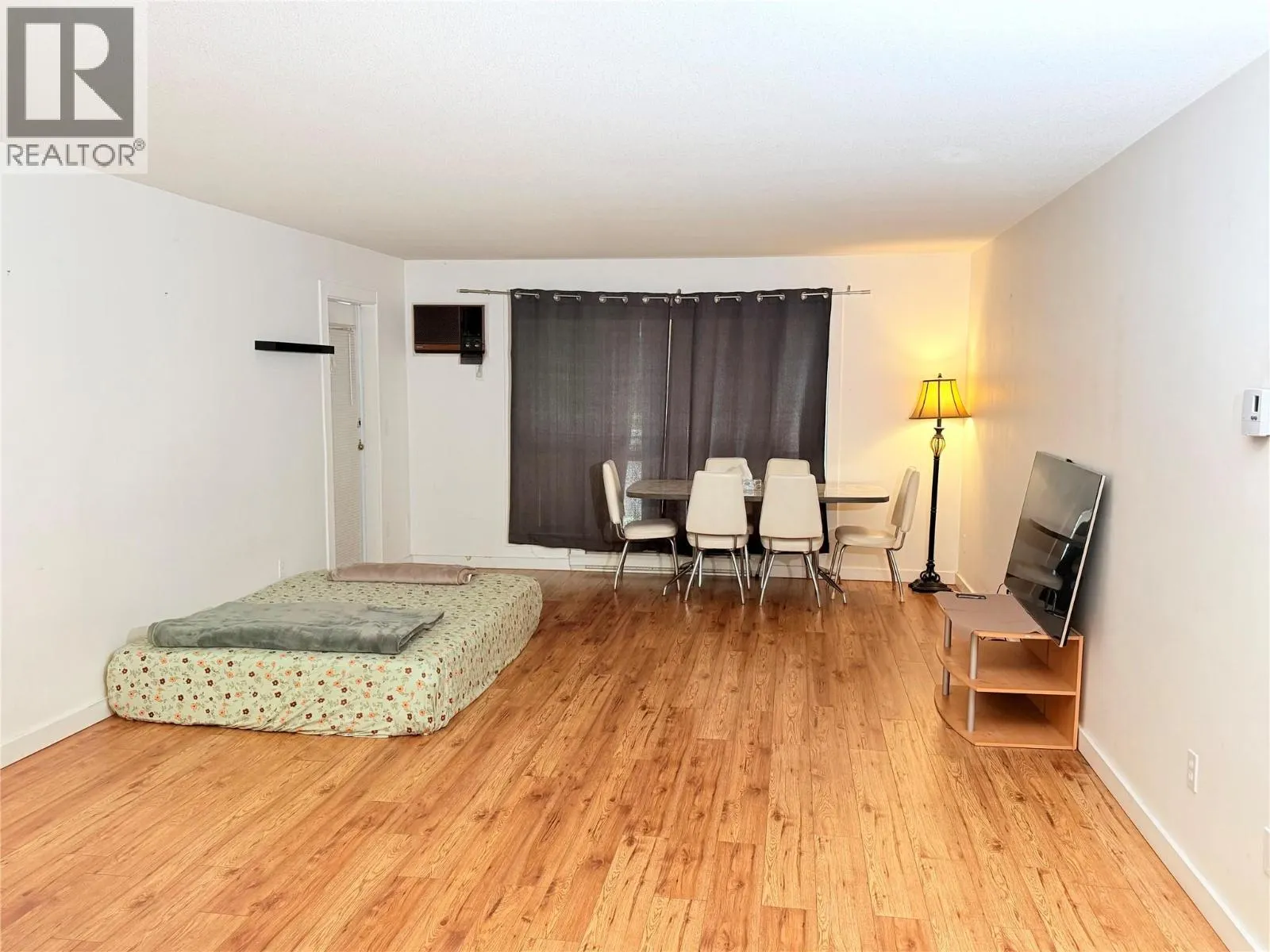 709 Houghton Road Unit# 114