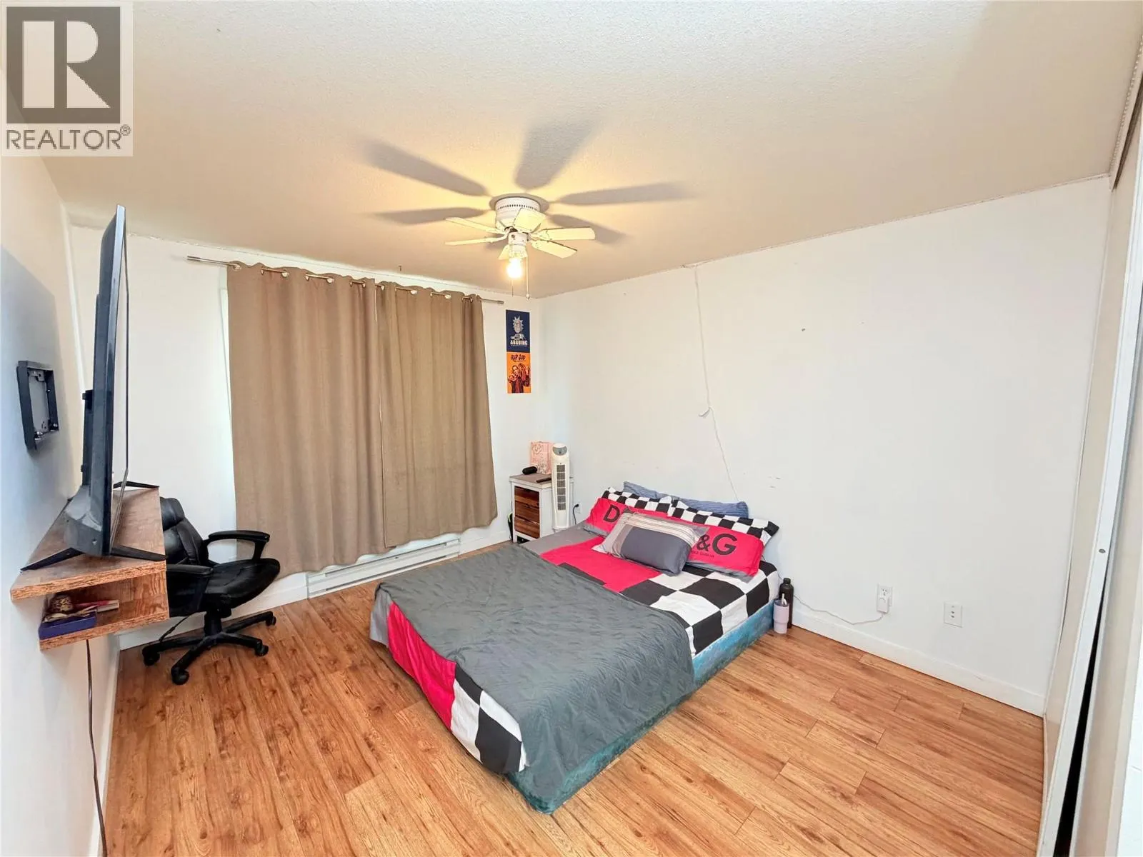 709 Houghton Road Unit# 114