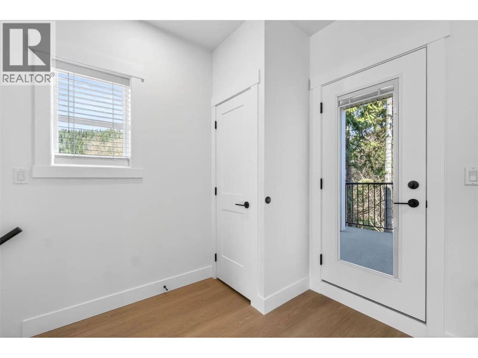 222 Temple Street Unit# 8