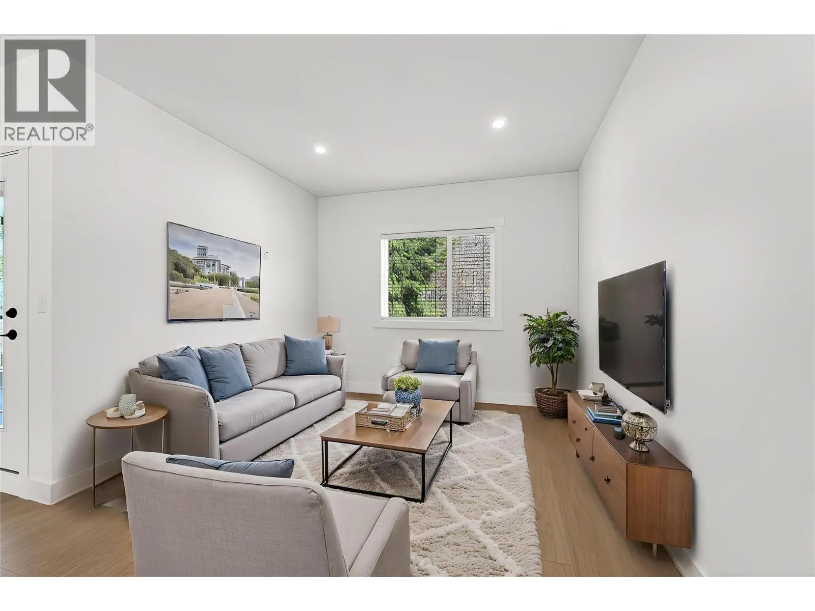 222 Temple Street Unit# 8