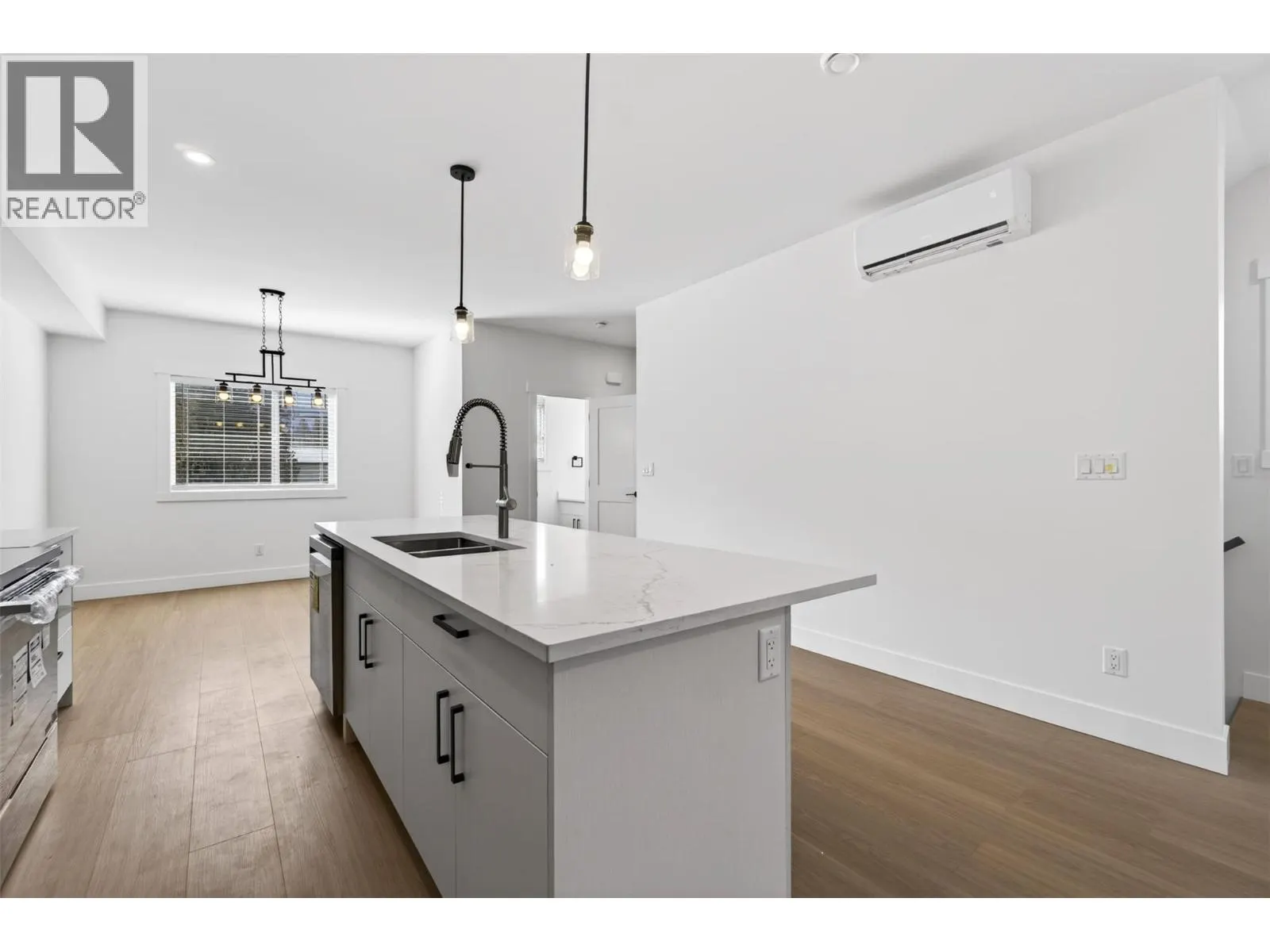222 Temple Street Unit# 8