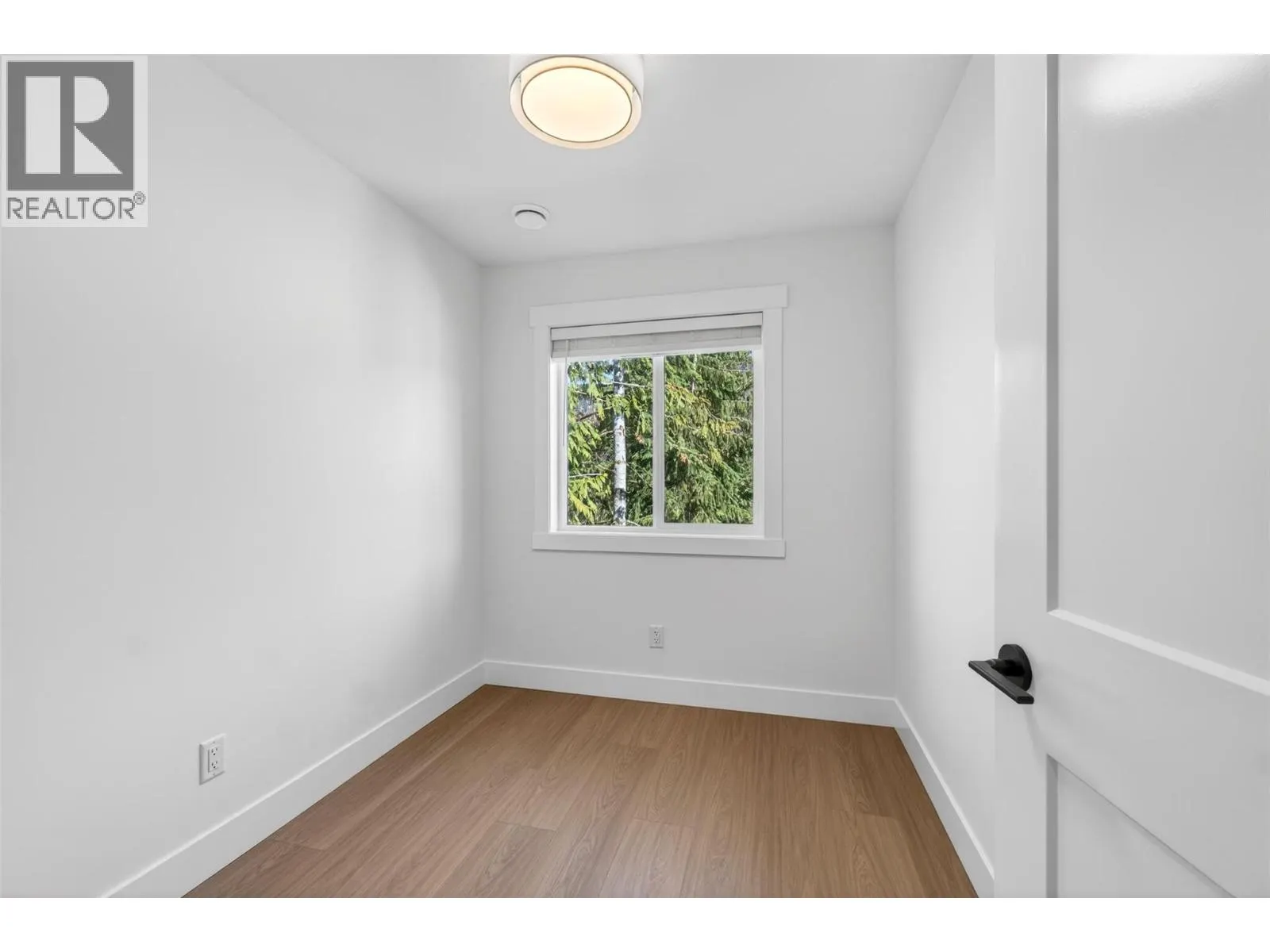 222 Temple Street Unit# 8