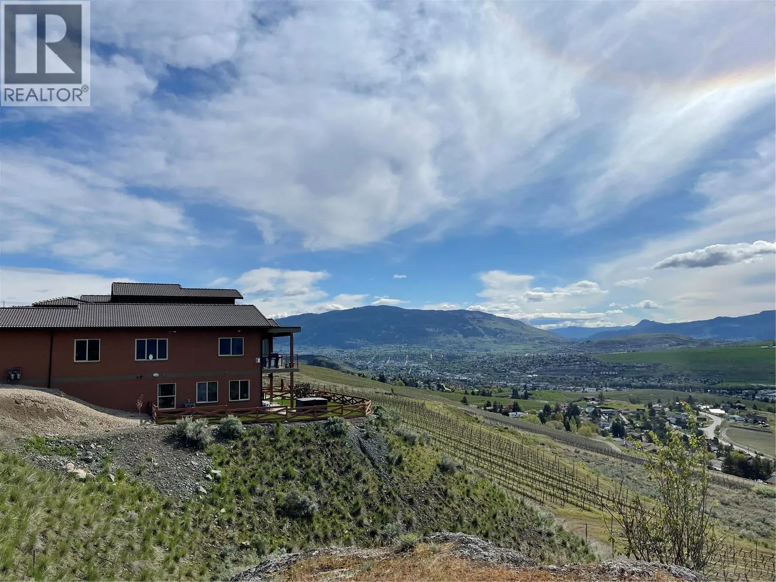 595 Vineyard Way N Unit# 33