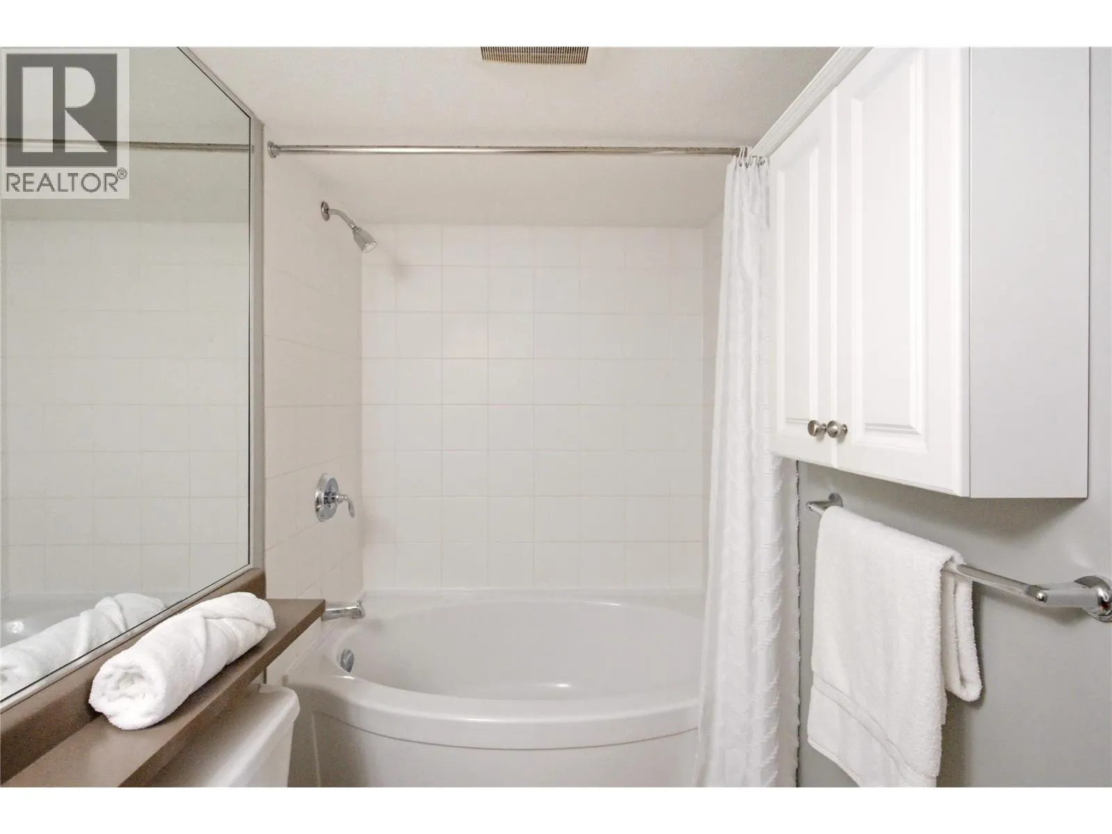 563 Yates Road Unit# 215