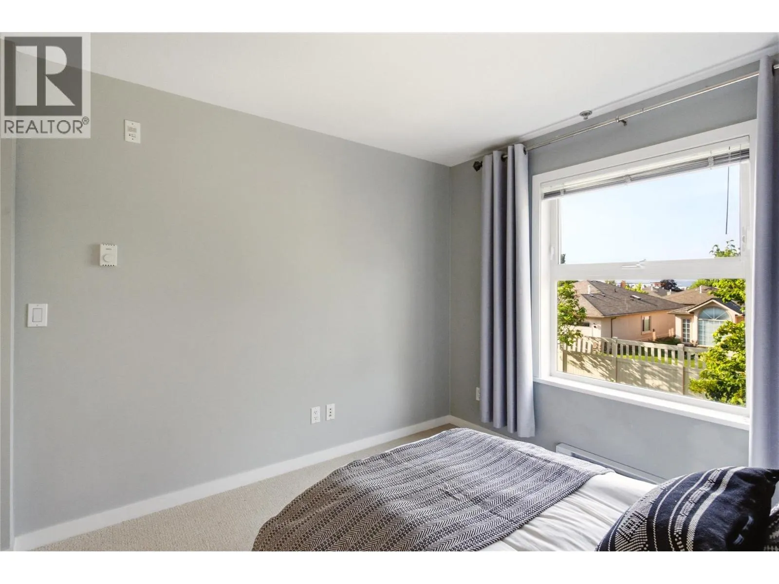 563 Yates Road Unit# 215