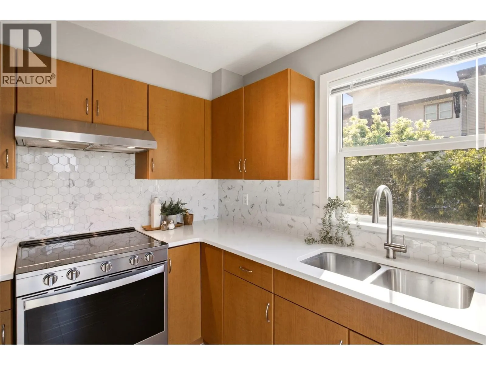 563 Yates Road Unit# 215
