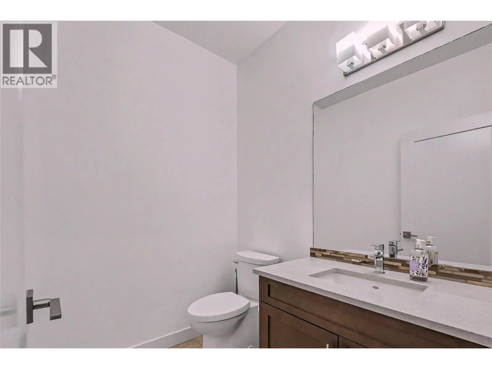 3075 Vint Road Unit# 115