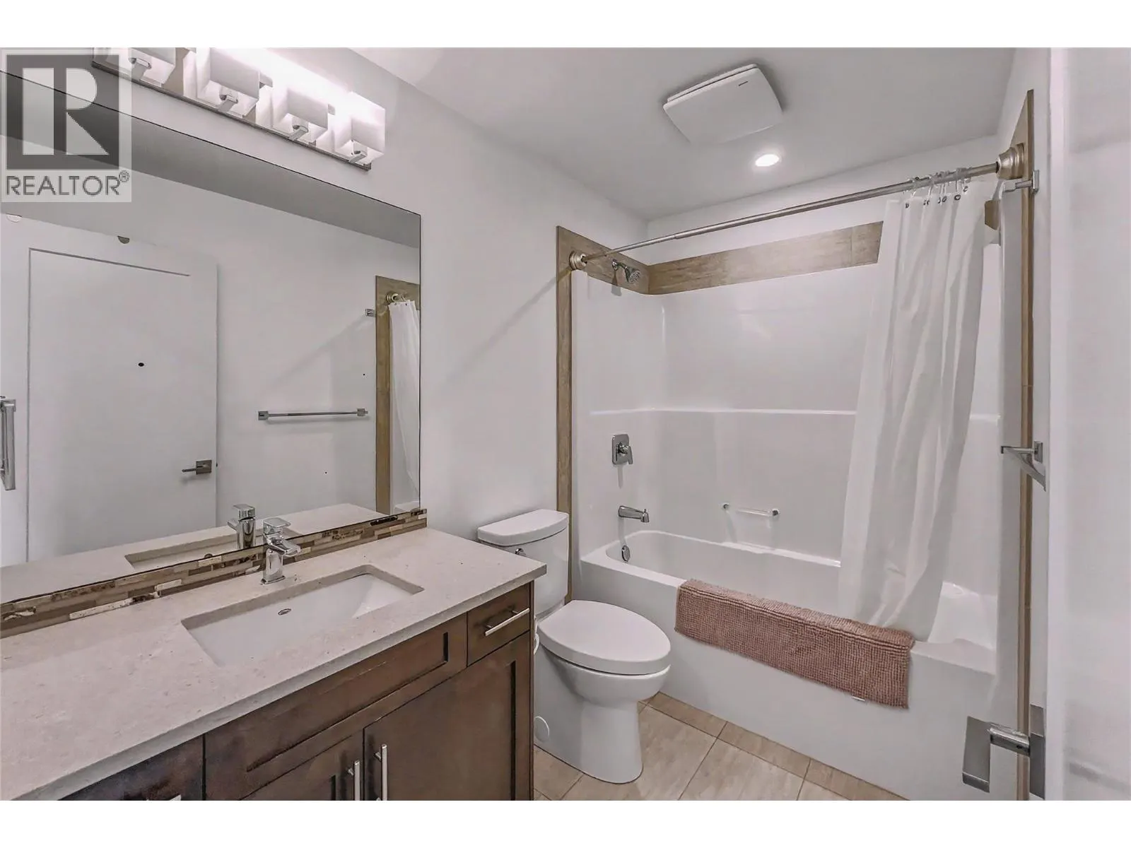 3075 Vint Road Unit# 115