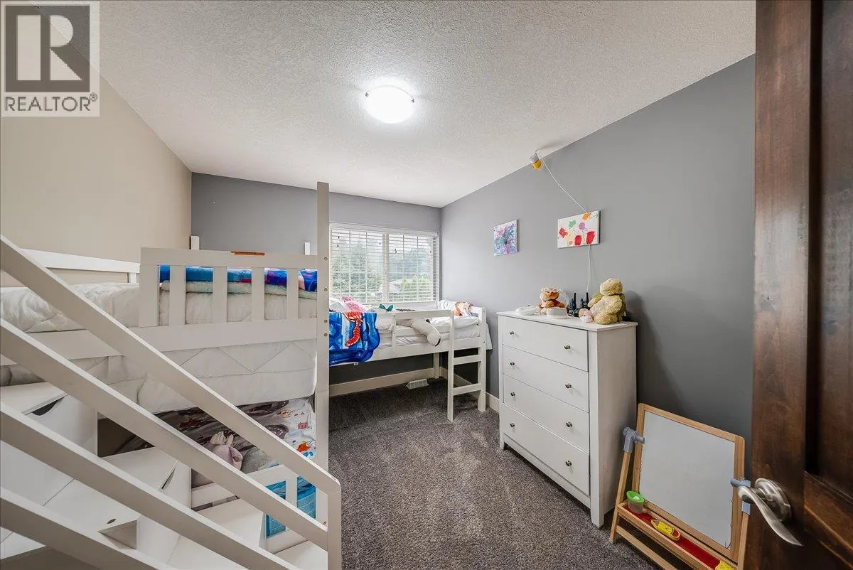 1021 BRIDGEVIEW Crescent