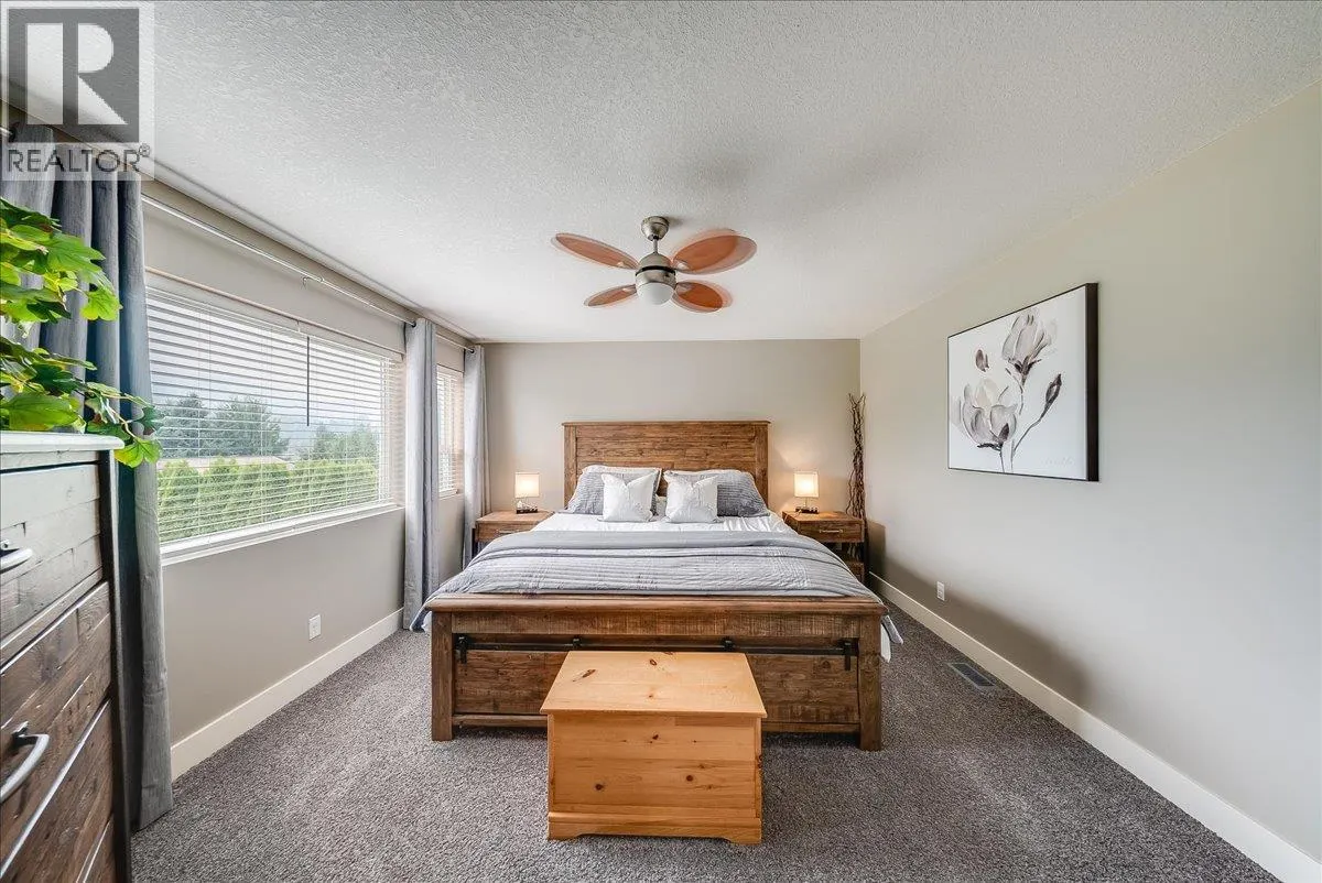 1021 BRIDGEVIEW Crescent
