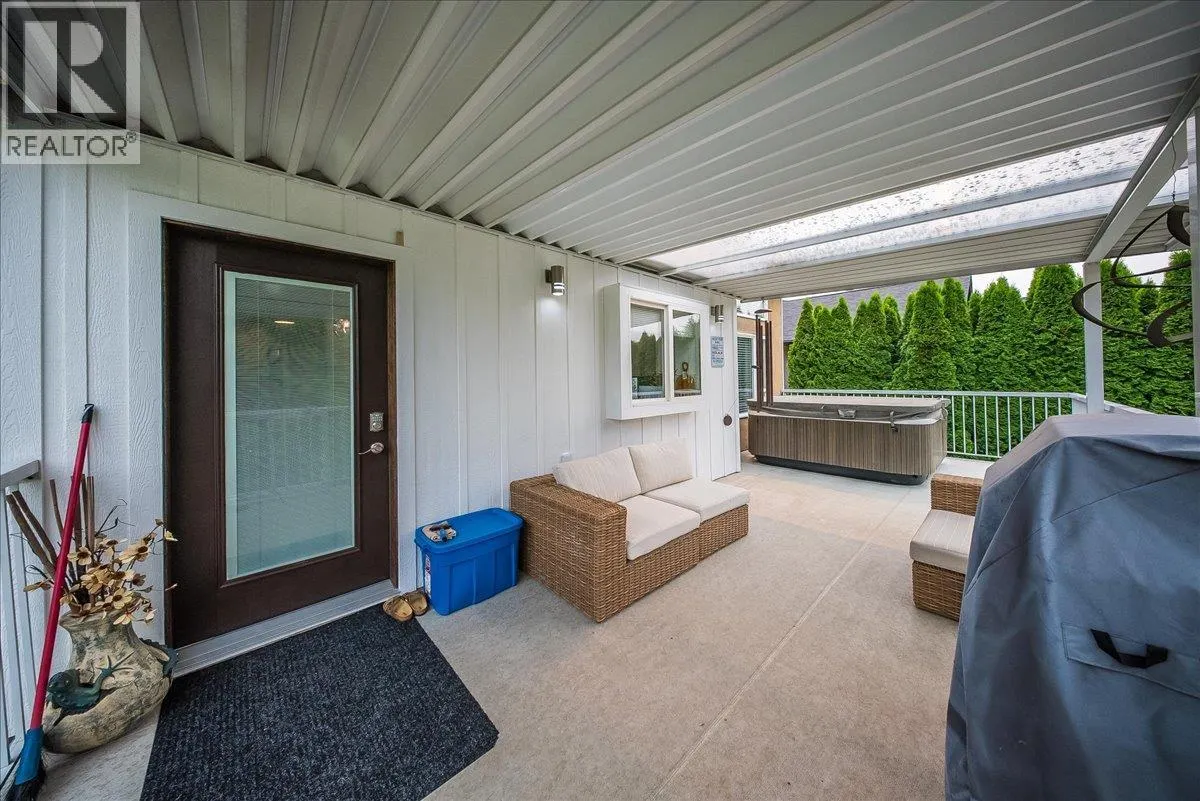 1021 BRIDGEVIEW Crescent