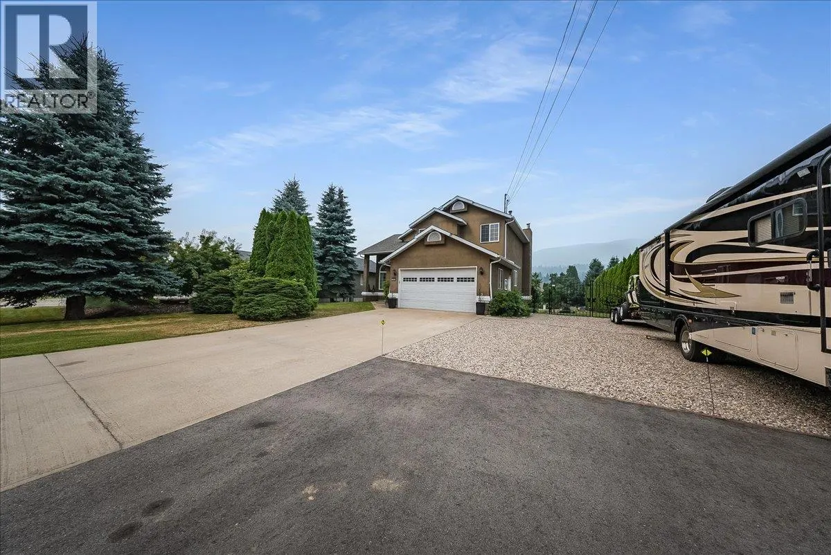 1021 BRIDGEVIEW Crescent