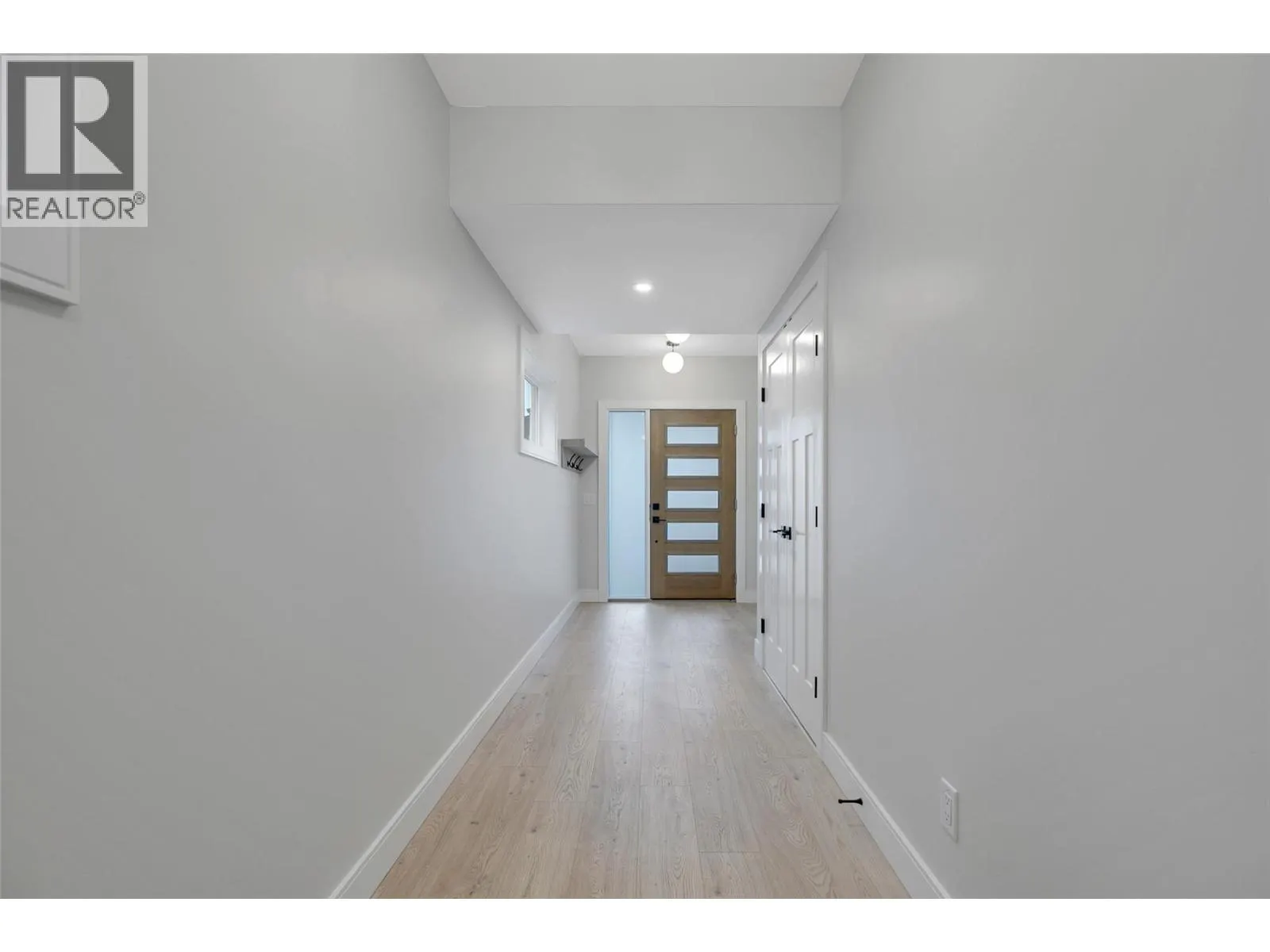 1839 Grey Owl Court