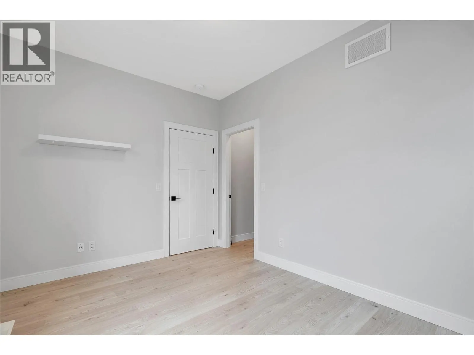 1839 Grey Owl Court
