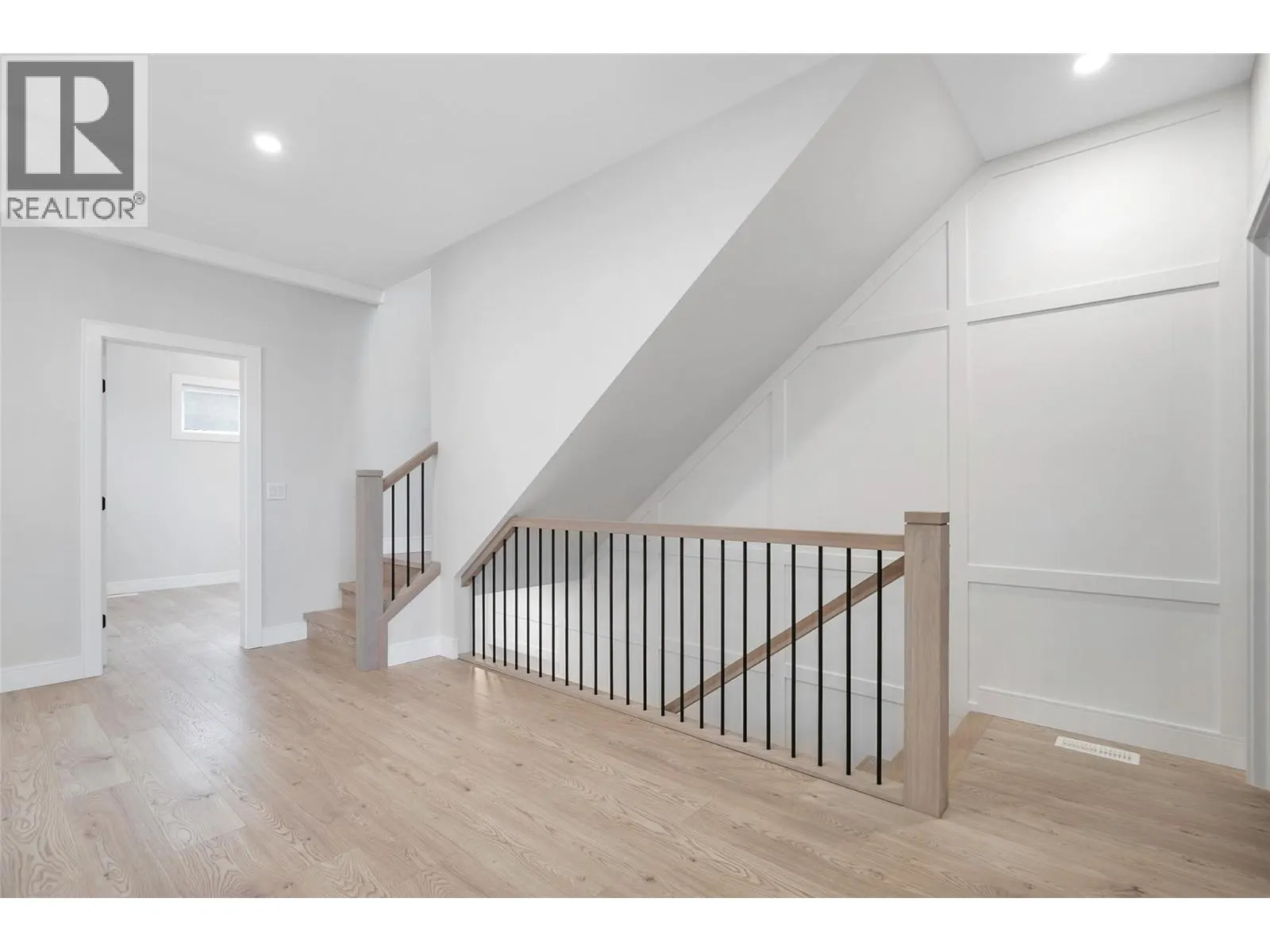 1839 Grey Owl Court