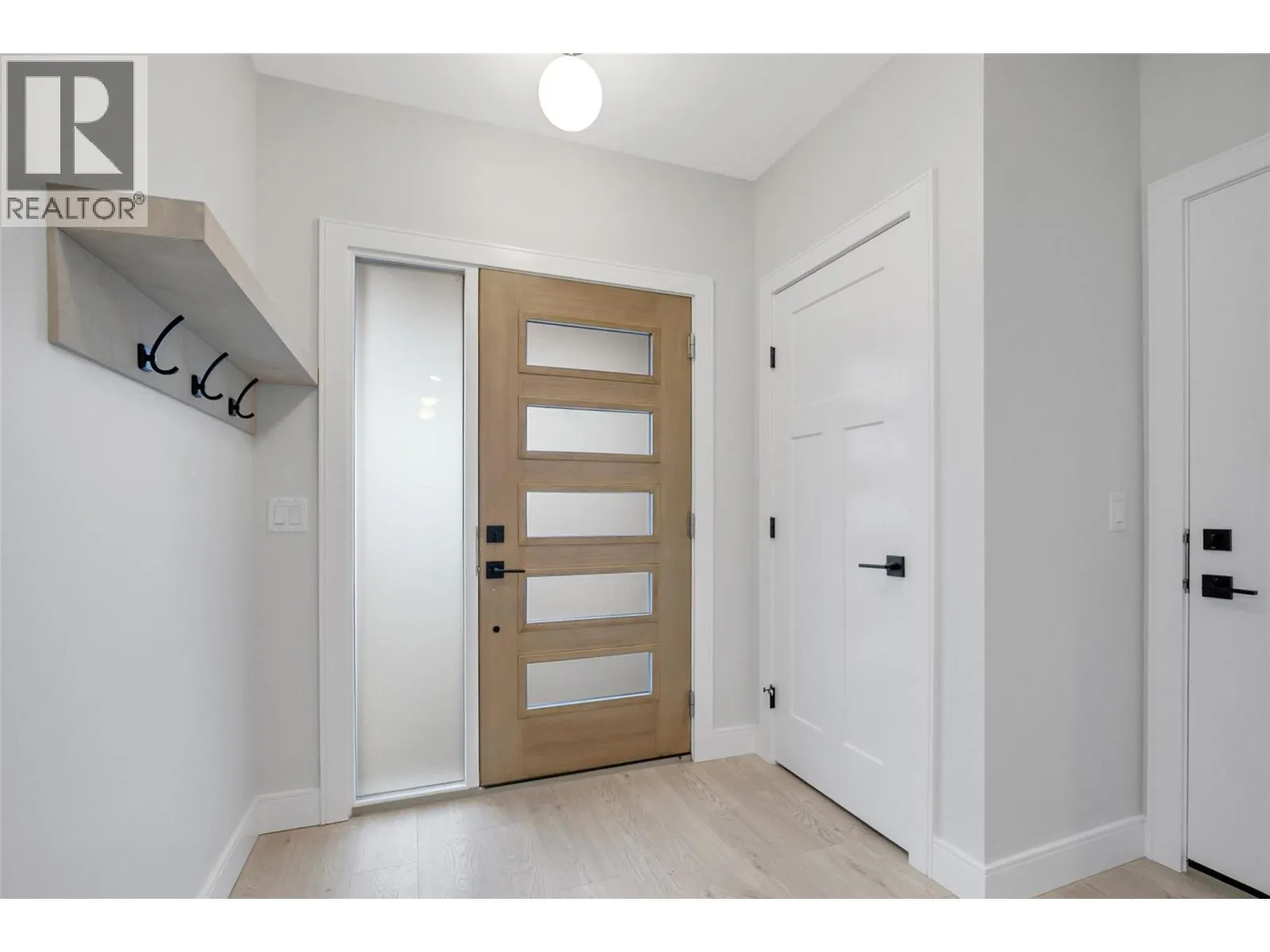 1839 Grey Owl Court