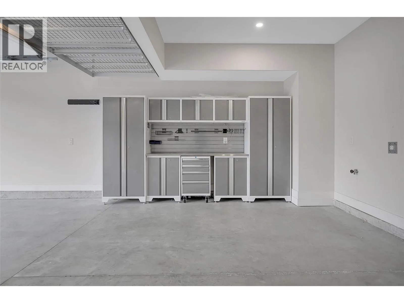 1839 Grey Owl Court