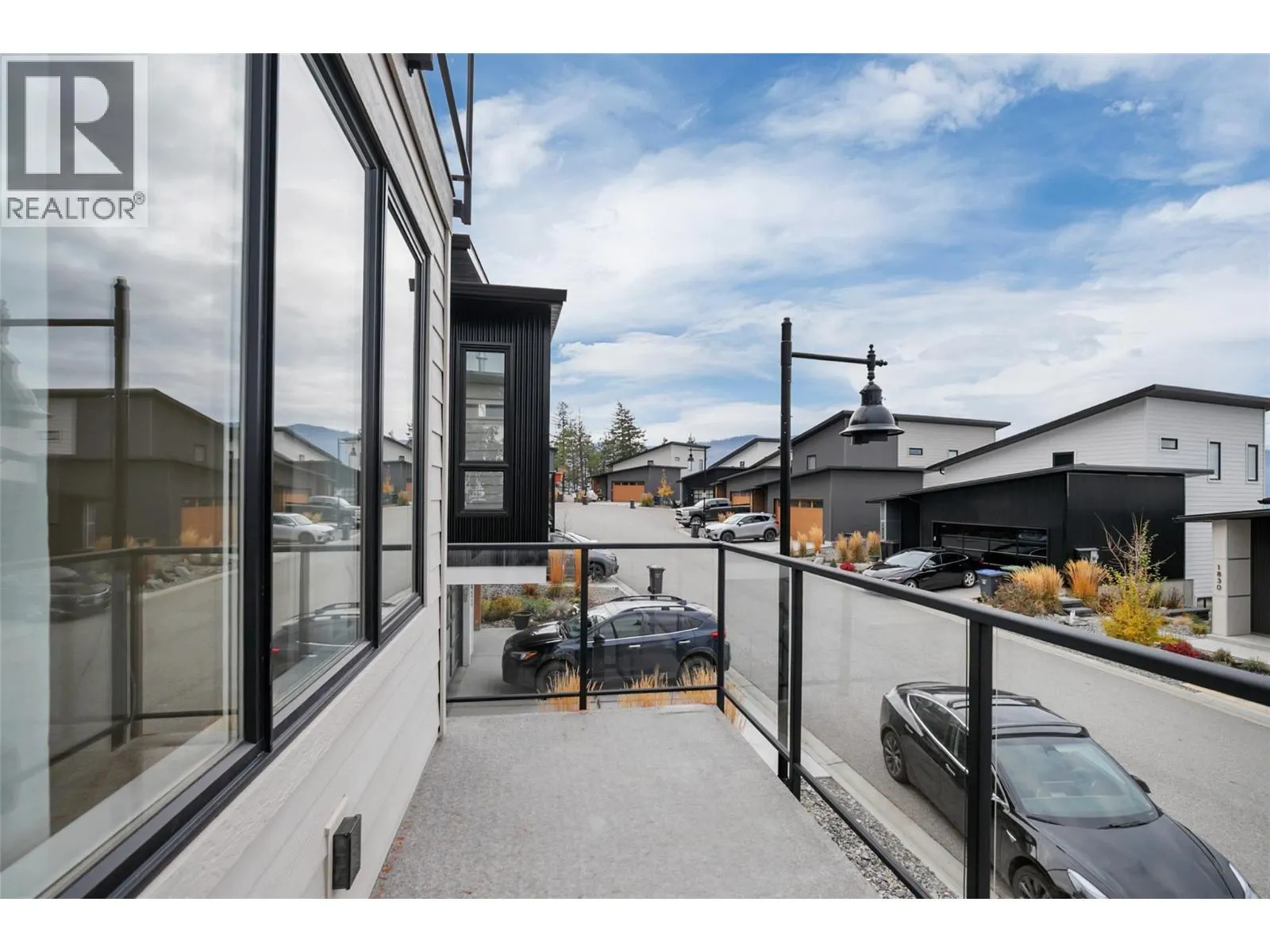 1839 Grey Owl Court