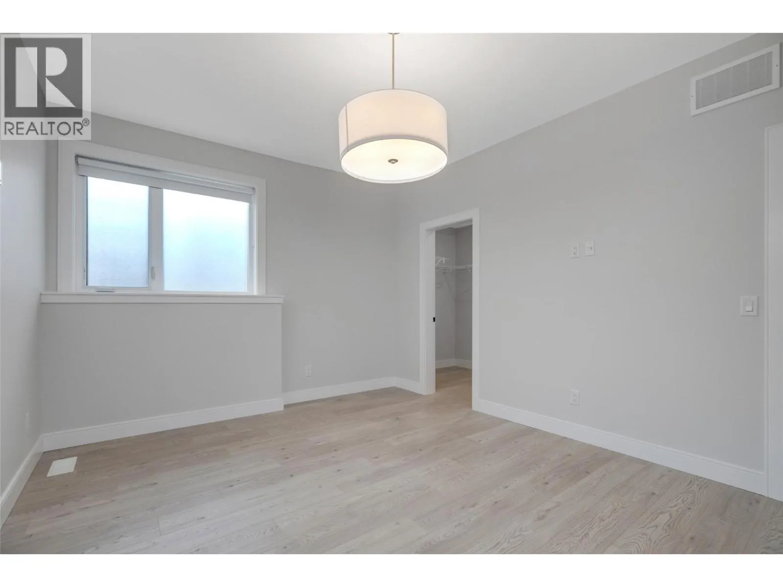 1839 Grey Owl Court