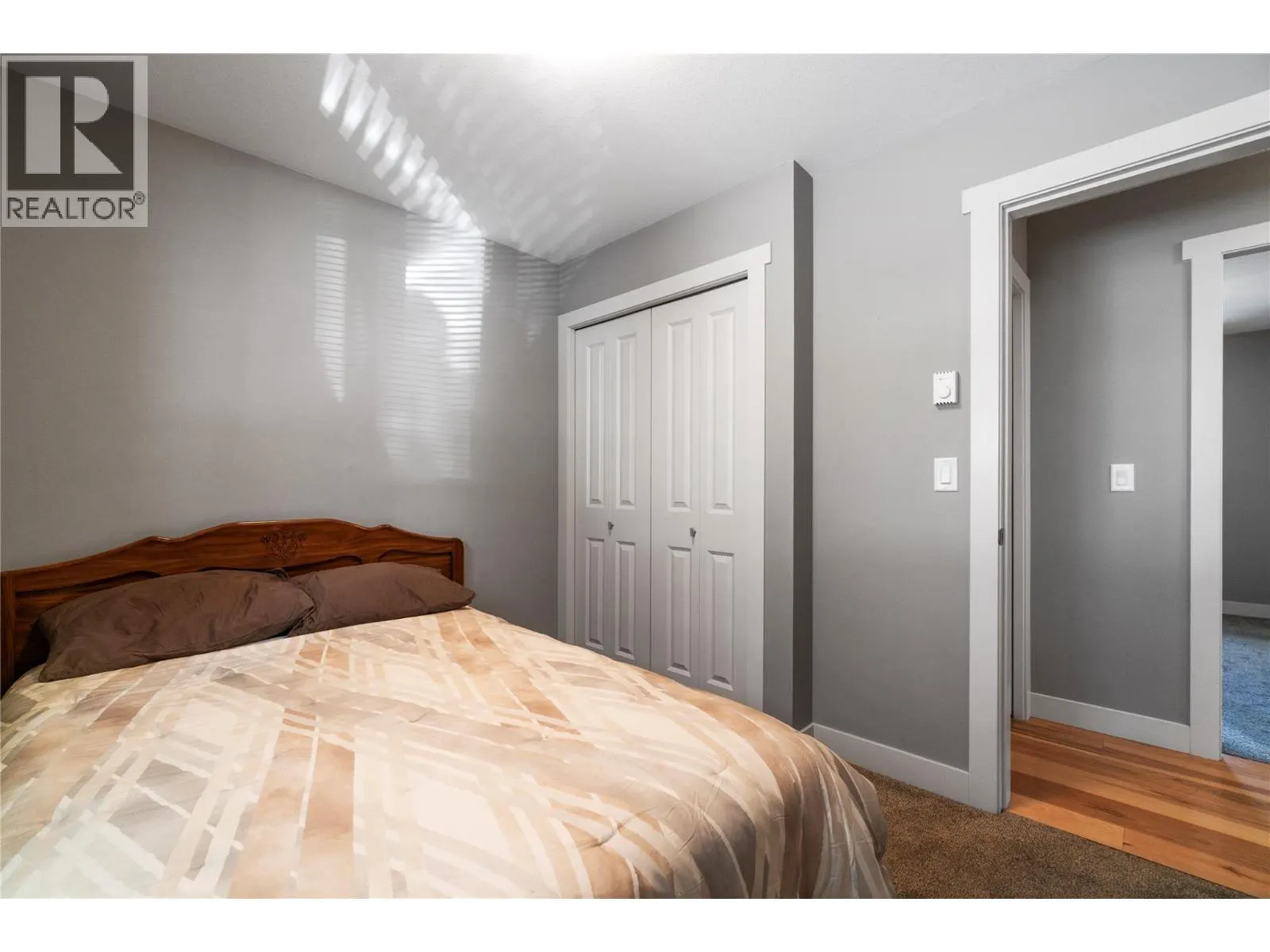 1449 1 Avenue NE Unit# 404