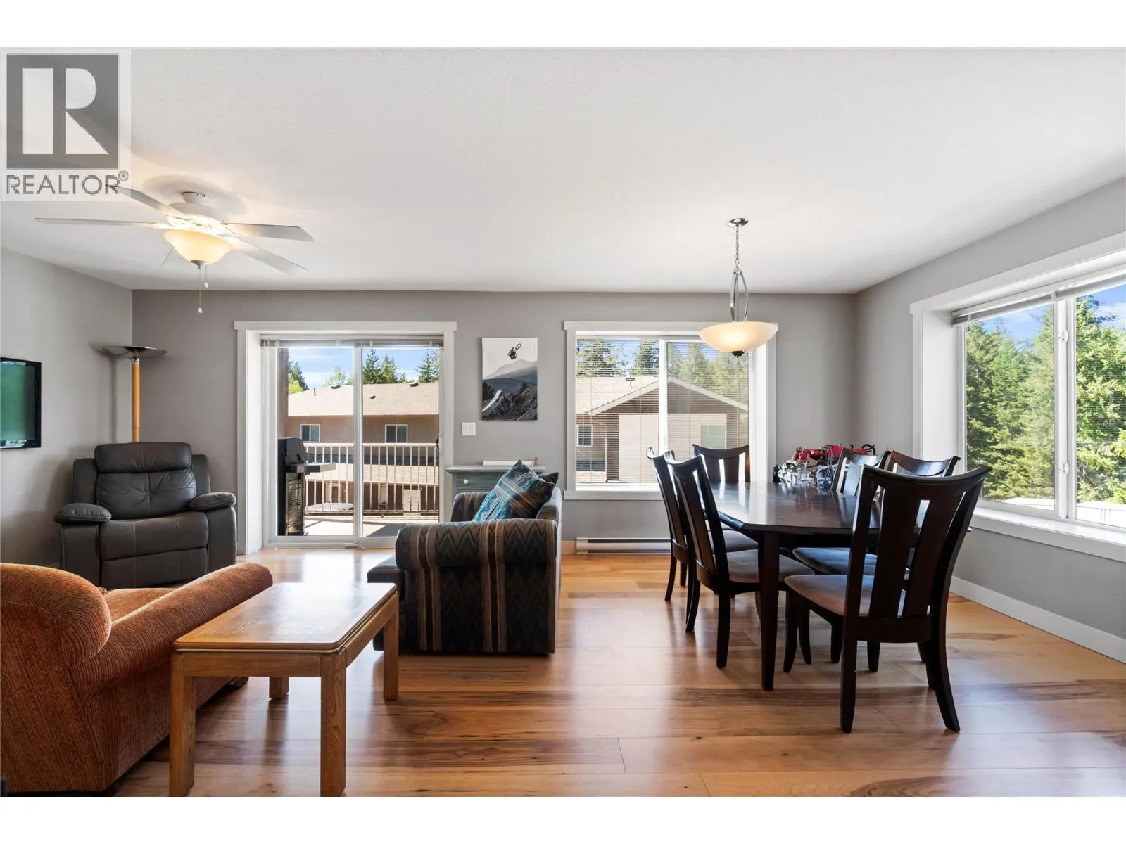 1449 1 Avenue NE Unit# 404
