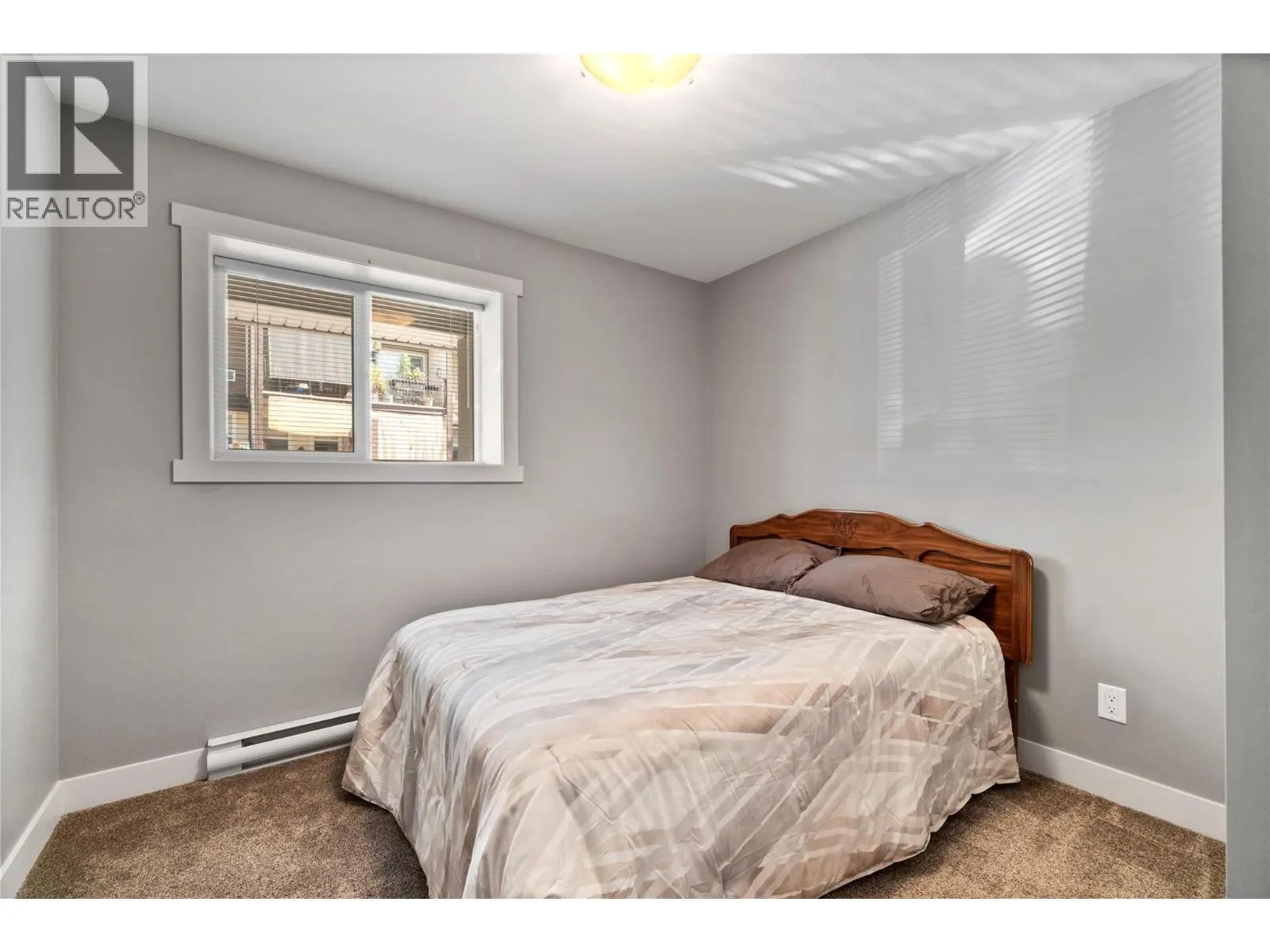 1449 1 Avenue NE Unit# 404